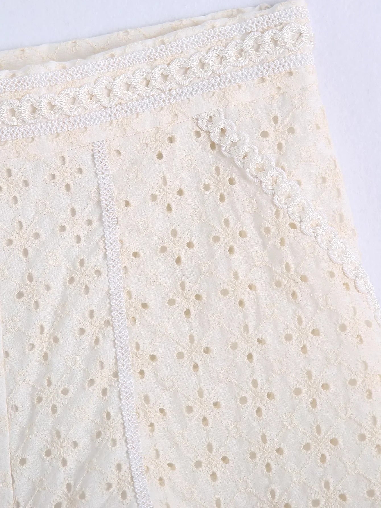 Gracefully Styled Garment for Any Occasion