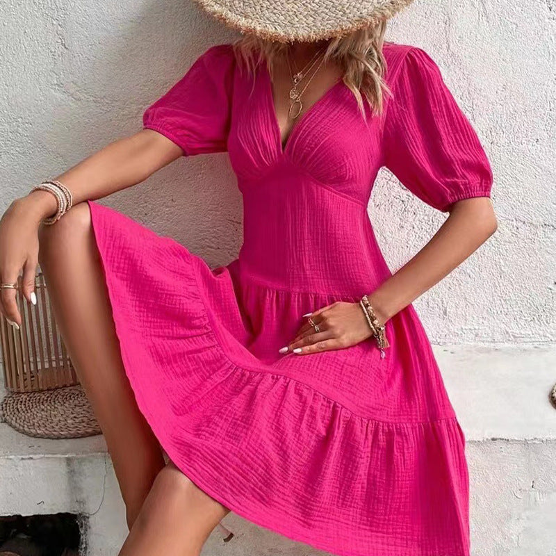 Beautifully Finished Dress in a Timeless Design