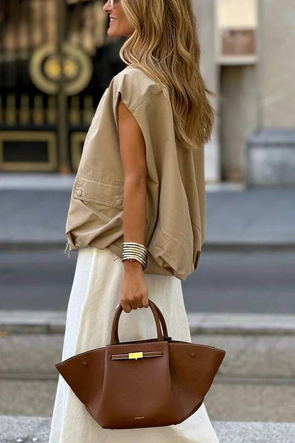 Gracefully Styled Garment for Any Occasion