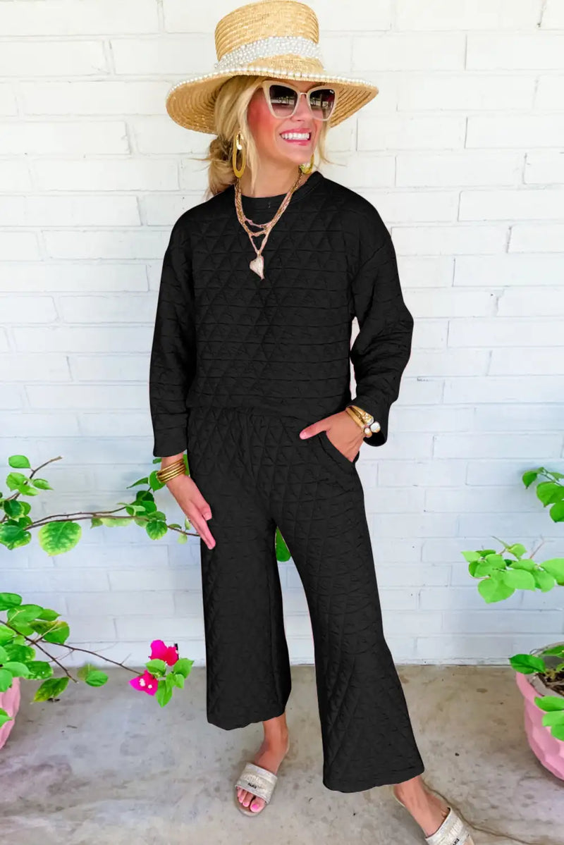 Beautifully Finished Pullover in a Timeless Design