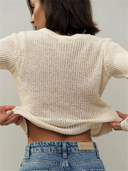Well Tailored Sweater with a Graceful Silhouette