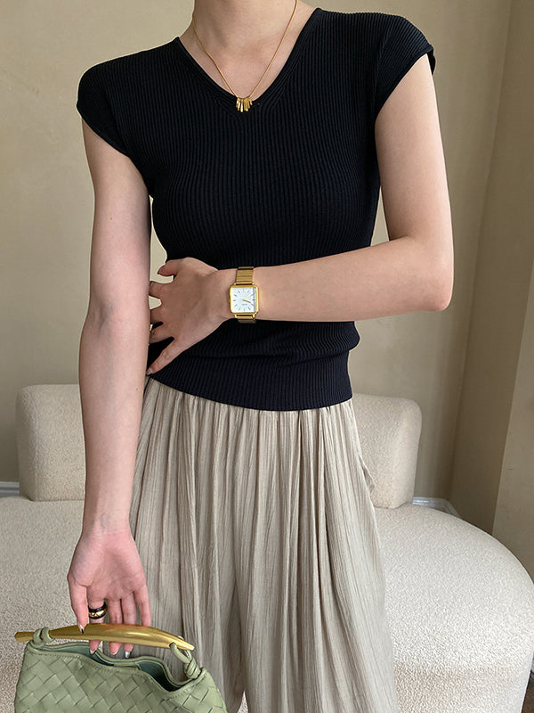 Gracefully Styled T-Shirt for Any Occasion