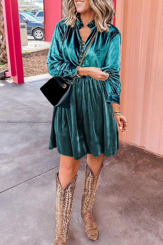 A Vintage Style Dress with Delicate Timeless Details