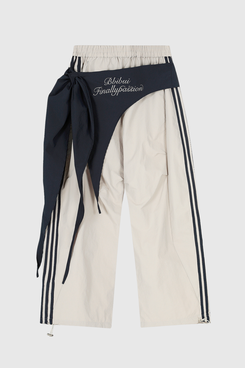 Sophisticated Pants with a Clean Classic Look