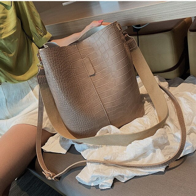 Beautifully Crafted Bag in a Classic Style