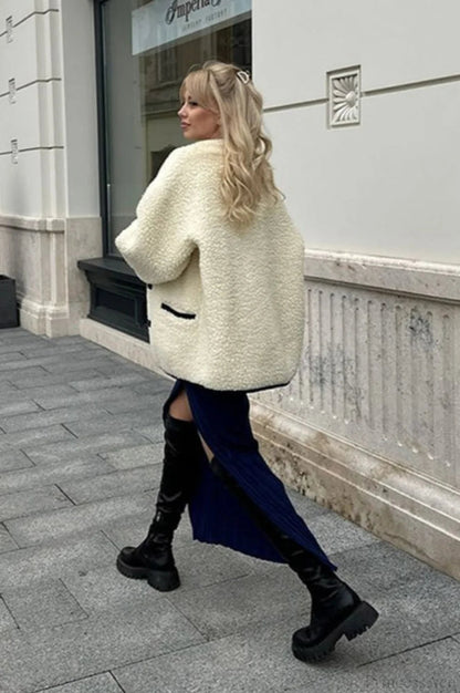 Polished Coat with an Effortless Classic Look