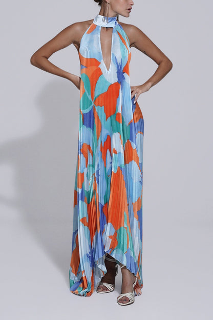 Effortlessly Elegant Garment with a Timeless Design