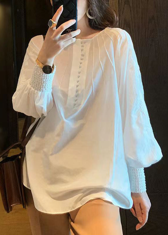 Well Tailored Shirt with a Graceful Silhouette