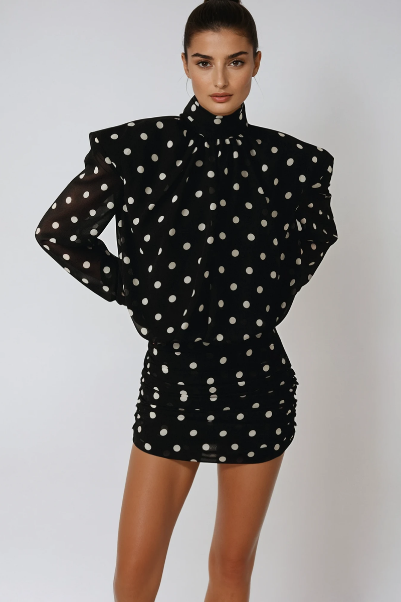 Gracefully Styled Dress for Any Occasion