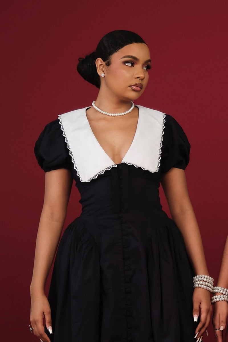 Classic Vintage Dress with a Flattering Fit