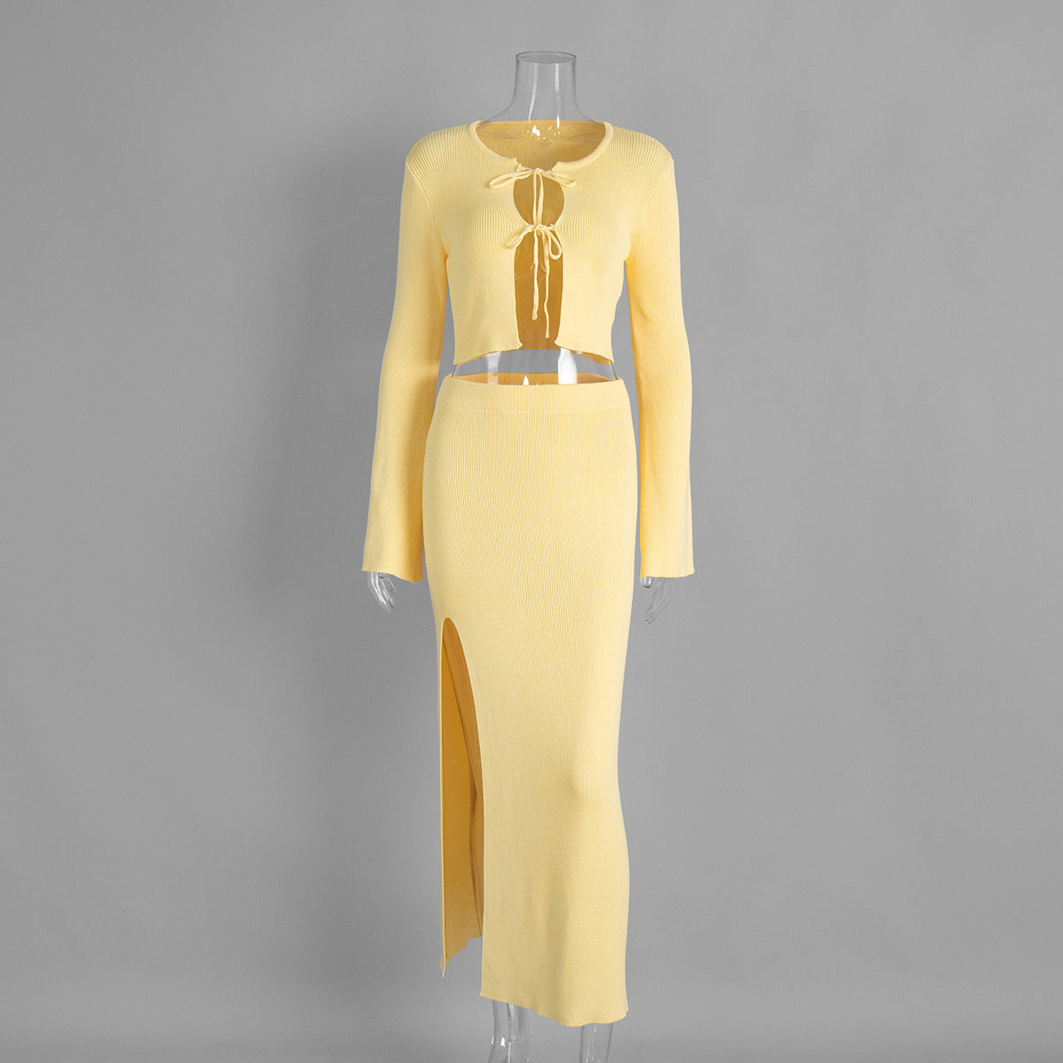 Effortlessly Elegant Garment with a Timeless Design
