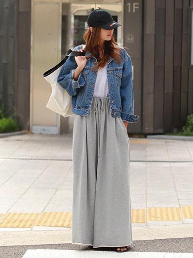 Classic Vintage Pants with a Flattering Fit