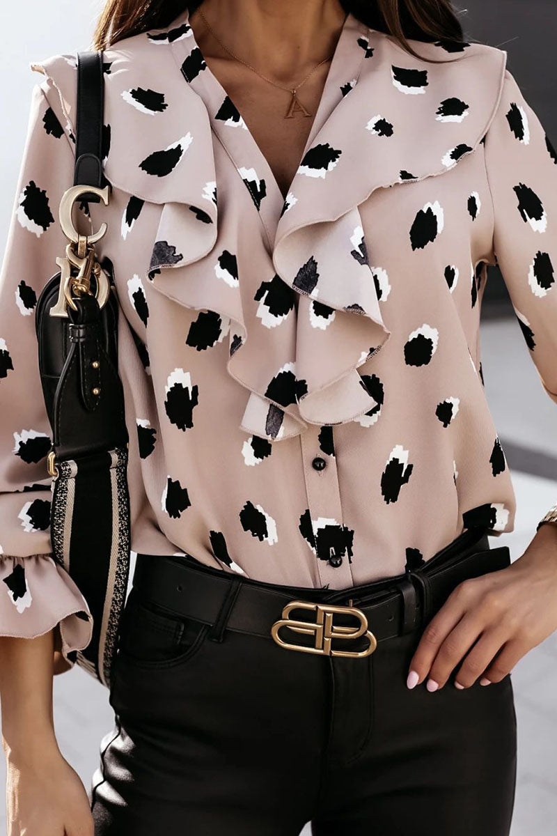 Beautifully Crafted Blouse in a Classic Style