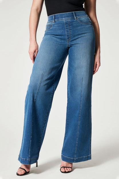 Well Tailored Garment with a Graceful Silhouette