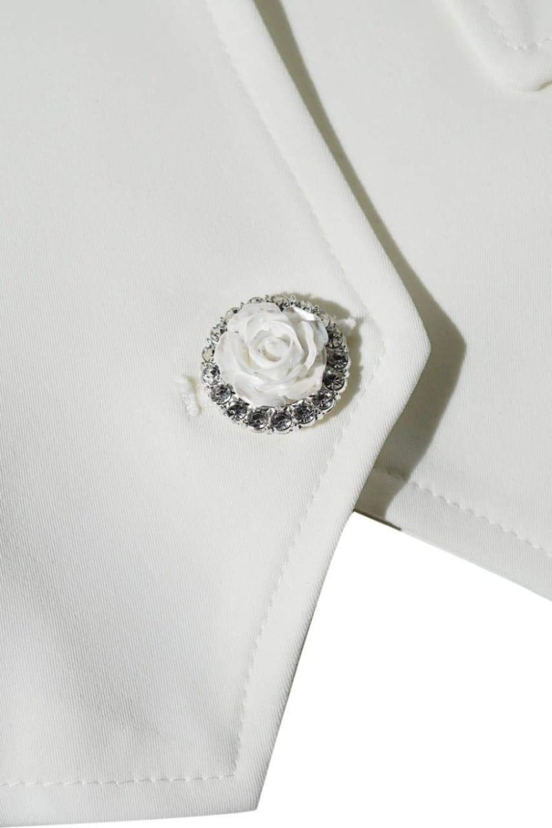 Well Tailored Garment with a Graceful Silhouette