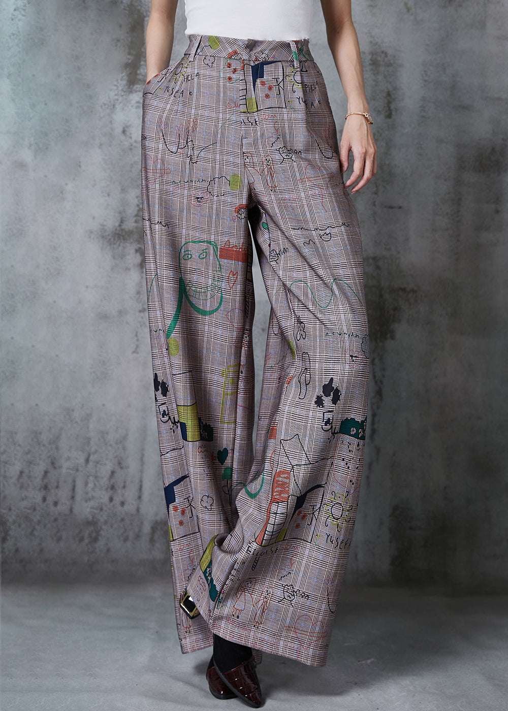 Sophisticated Pants with a Clean Classic Look