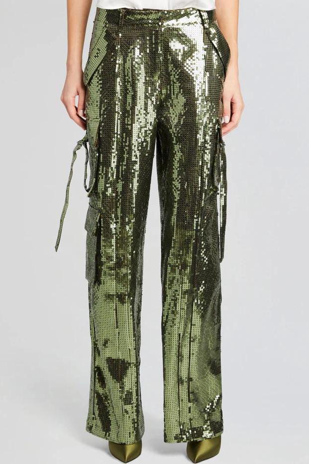 Gracefully Styled Garment for Any Occasion