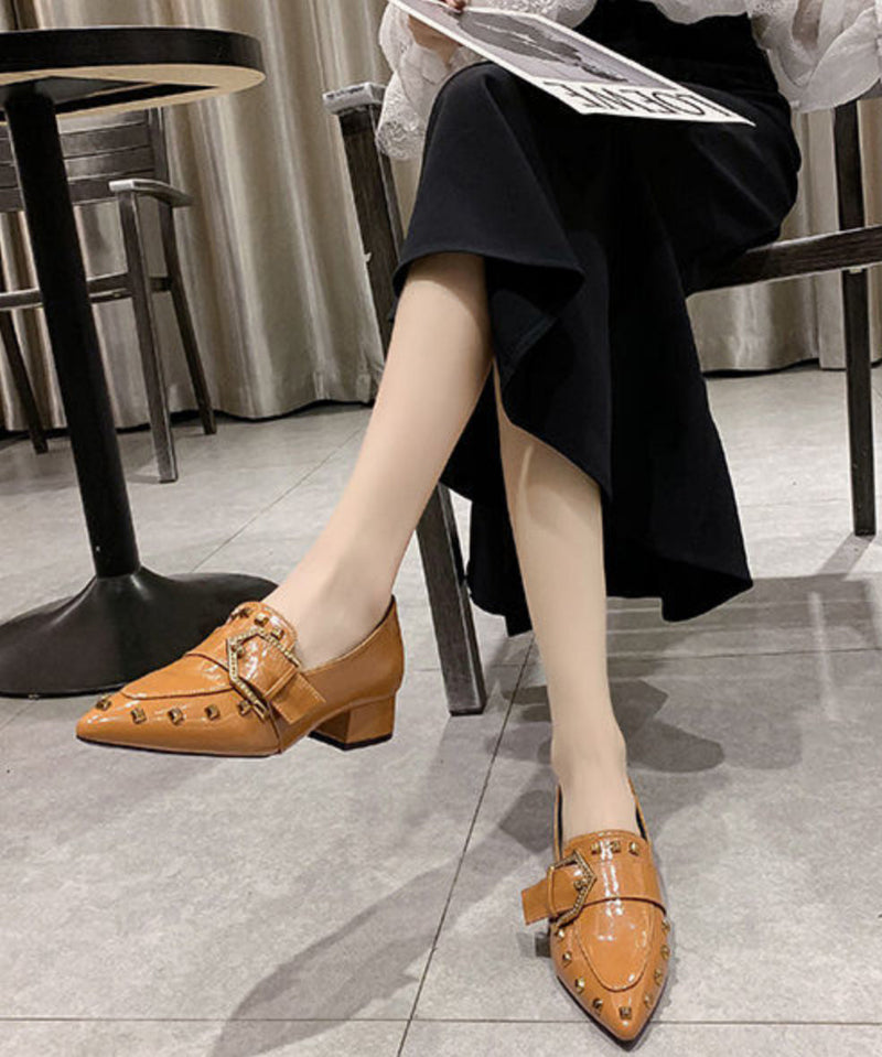 Sophisticated Garment with a Clean Classic Look