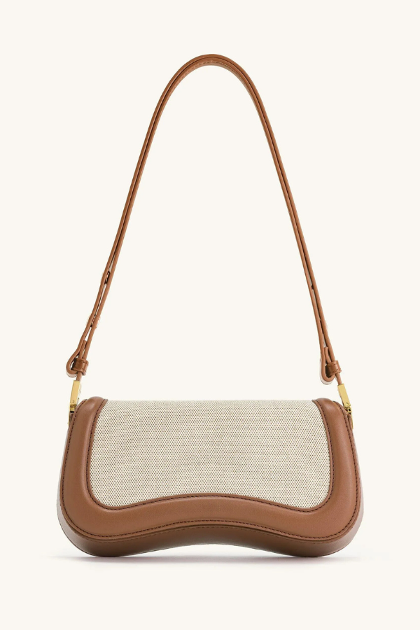 Effortlessly Elegant Garment with a Timeless Design
