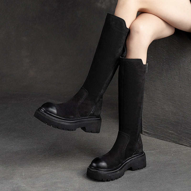 Well Tailored Boots with a Graceful Silhouette