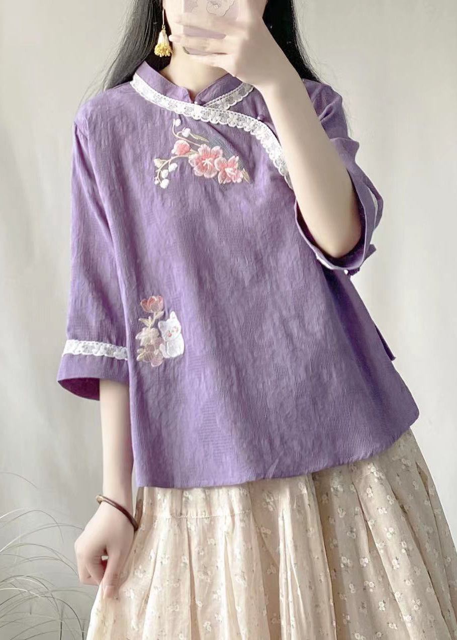 Elegantly Styled Shirt for Everyday Wear