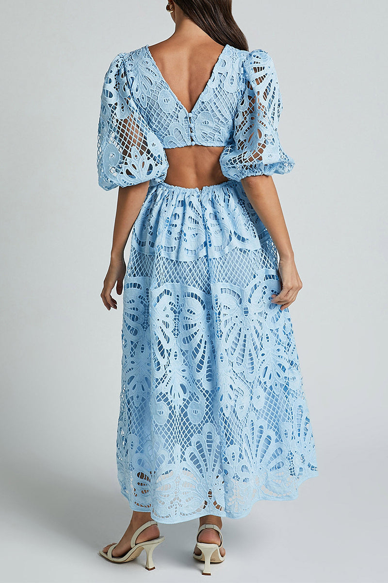 Beautifully Finished Dress in a Timeless Design