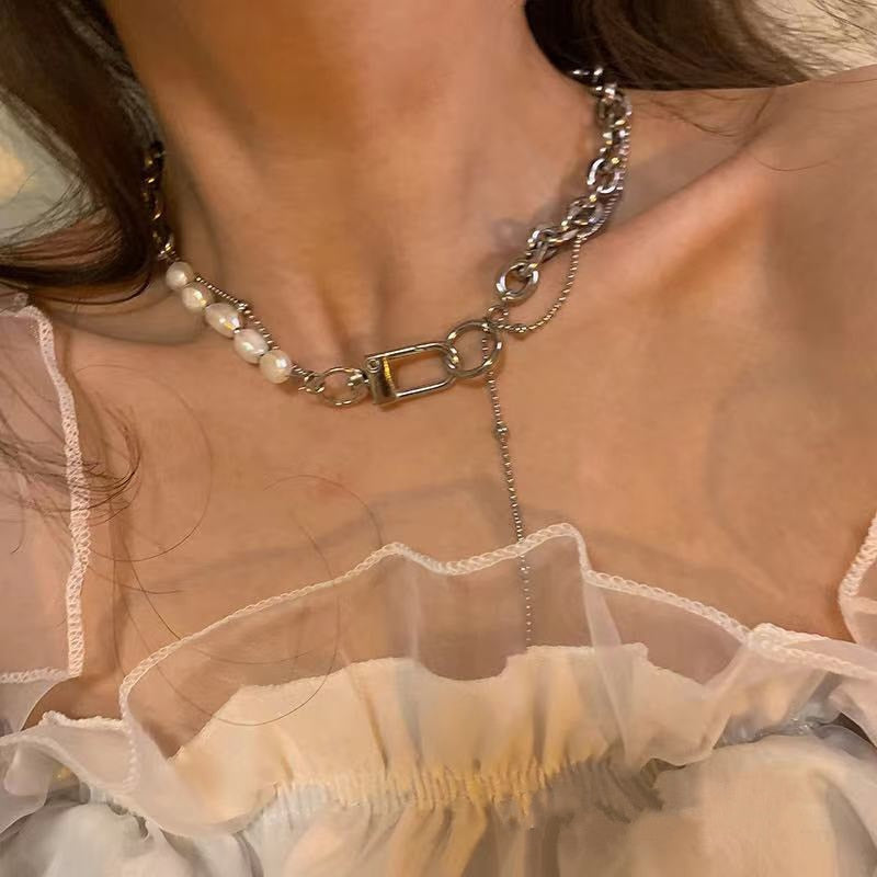 Effortlessly Elegant Garment with a Timeless Design