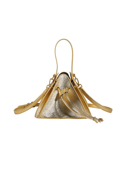 Beautifully Finished Bag in a Timeless Design
