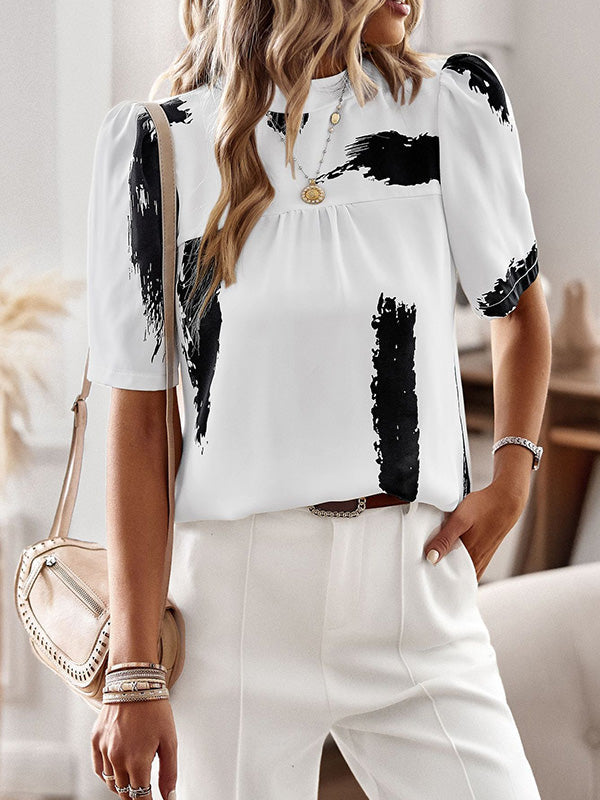 Sophisticated T-Shirt with a Clean Classic Look