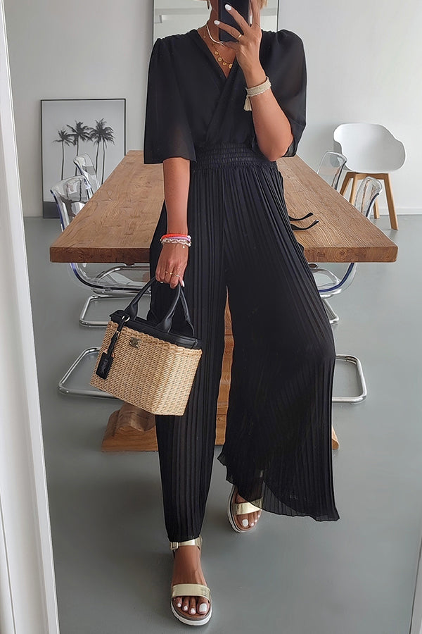 Sophisticated Garment with a Clean Classic Look