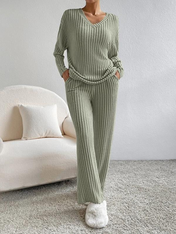 A Vintage Style Pants with Delicate Timeless Details