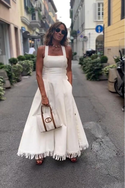 Sophisticated Dress with a Clean Classic Look