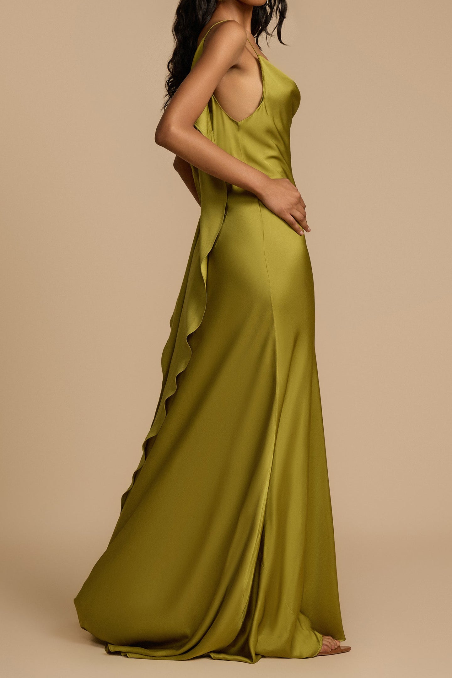Gracefully Styled Dress for Any Occasion