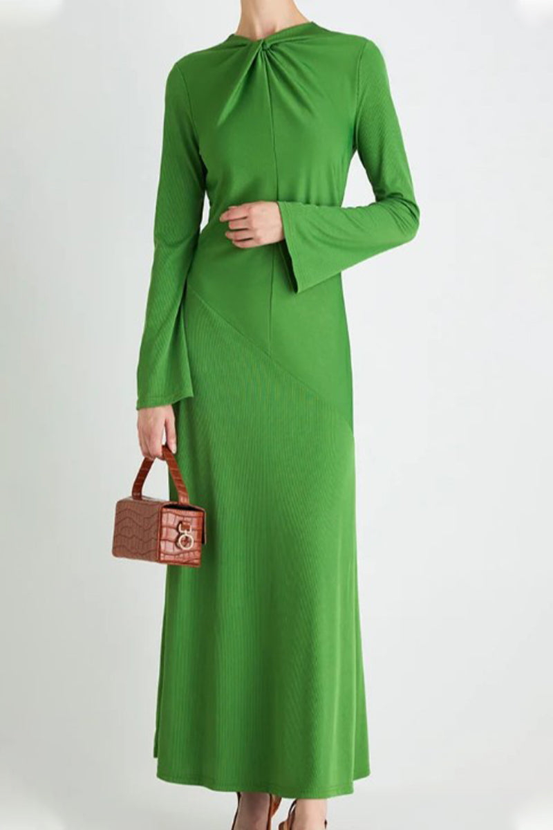 Polished Dress with an Effortless Classic Look