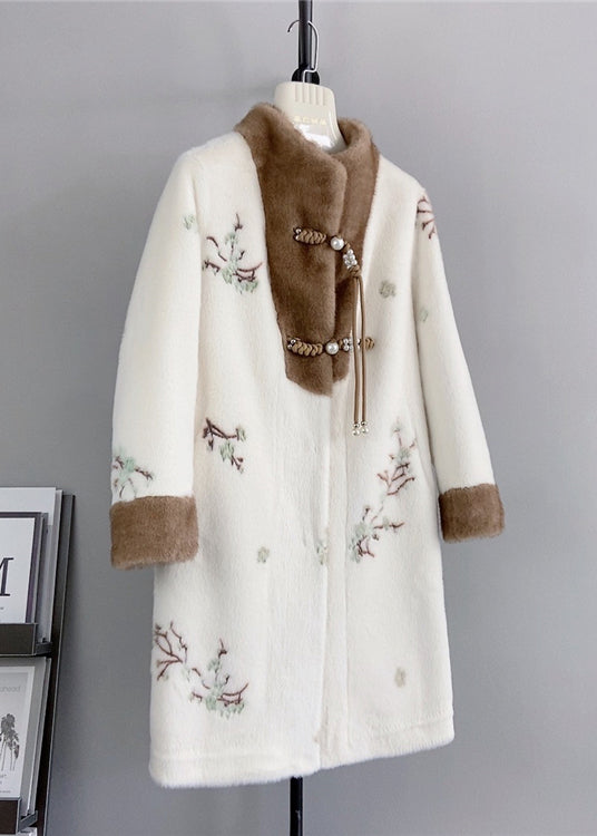 Classic Vintage & Enduringly Stylish Coat