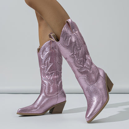 Beautifully Finished Boots in a Timeless Design