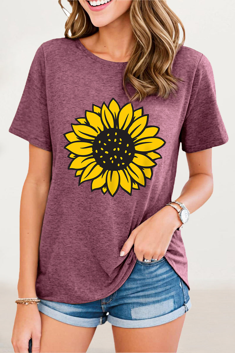 Effortlessly Elegant T-Shirt with a Timeless Design