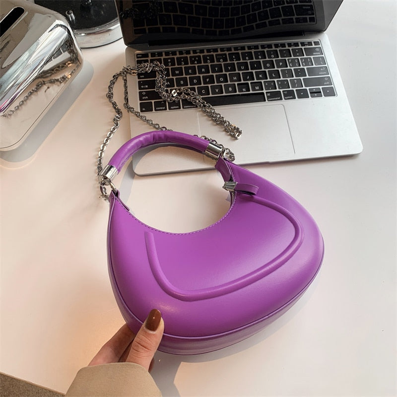 Elegantly Styled Bag for Everyday Wear