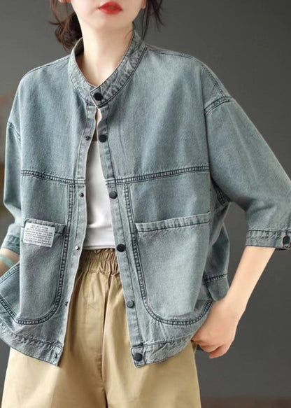 Gracefully Styled Jacket for Any Occasion
