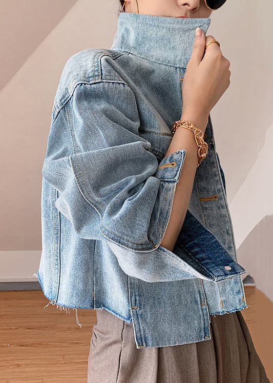 Effortlessly Elegant Coat with a Timeless Design