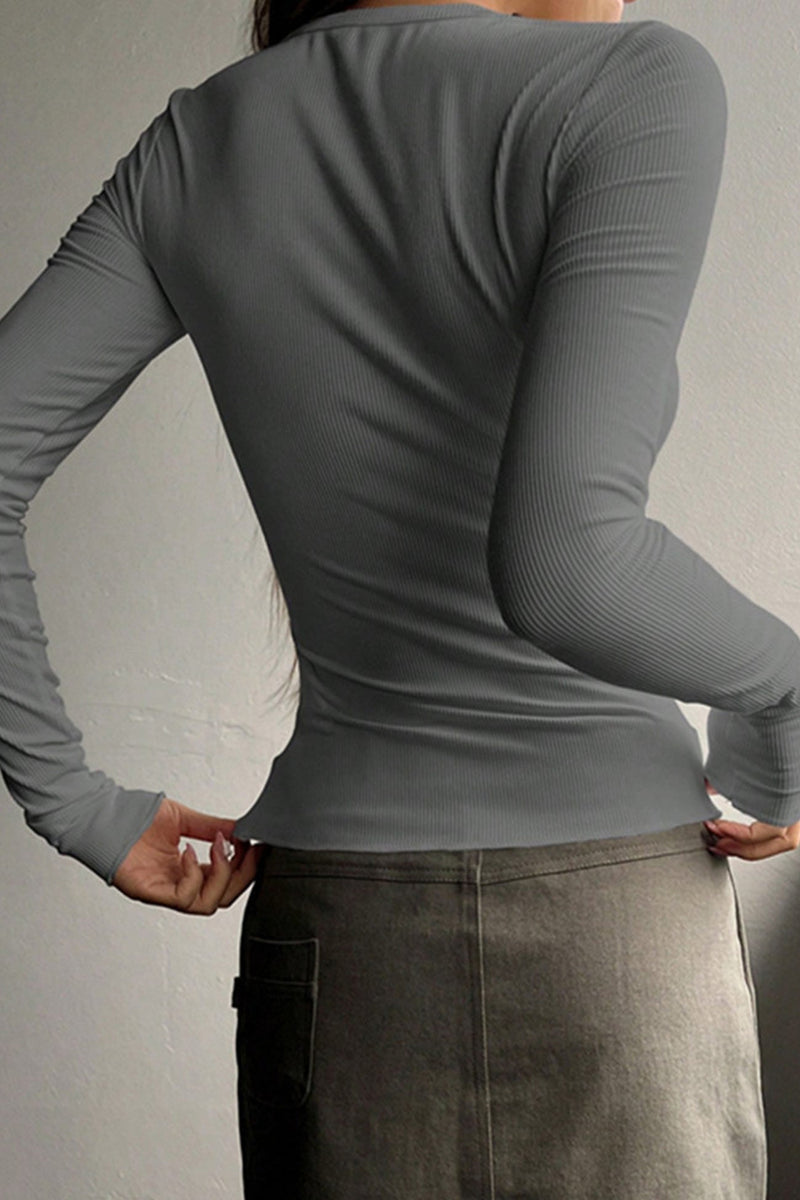 Classic Vintage Top with a Flattering Fit