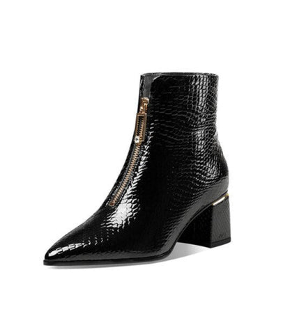 Polished Boots with an Effortless Classic Look
