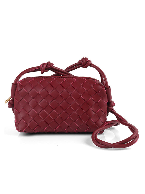 Beautifully Finished Bag in a Timeless Design