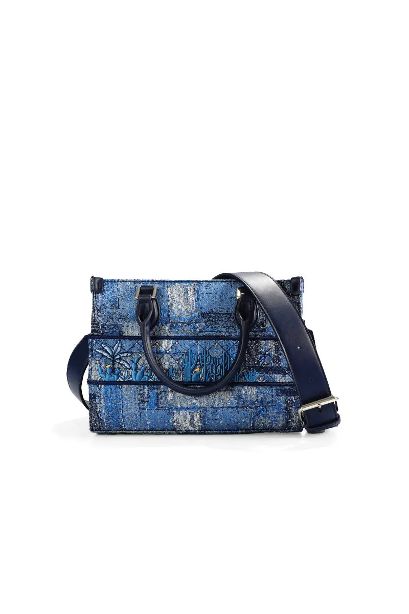 Classic Vintage Bag with a Flattering Fit