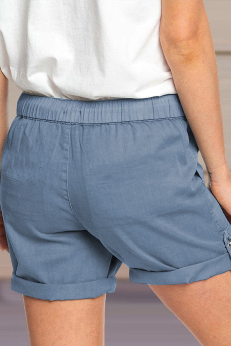 Effortlessly Elegant Garment with a Timeless Design