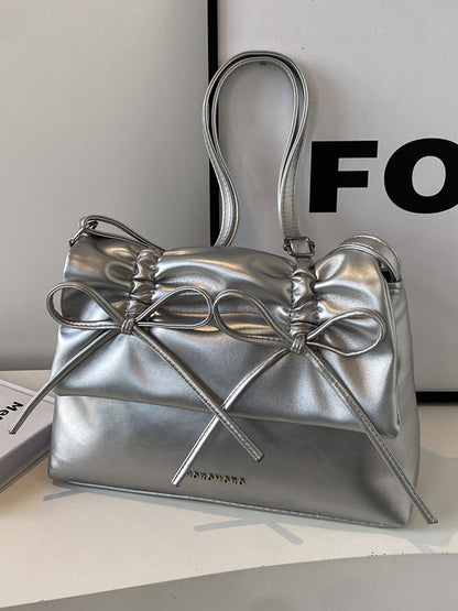 Elegantly Styled Bag for Everyday Wear