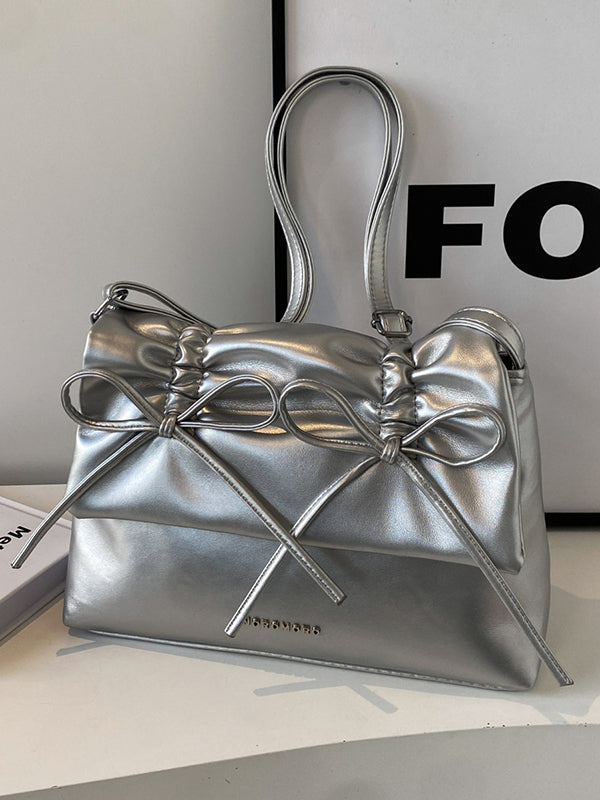 Elegantly Styled Bag for Everyday Wear