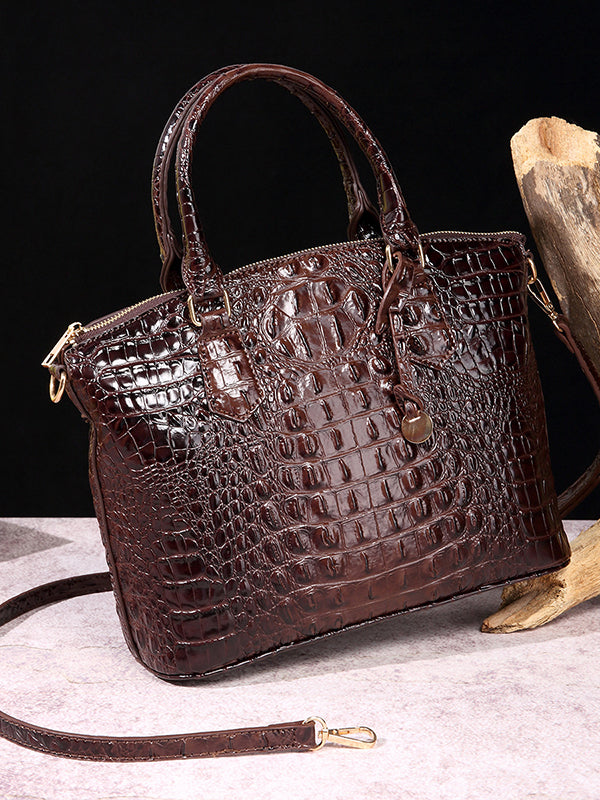 Gracefully Styled Bag for Any Occasion
