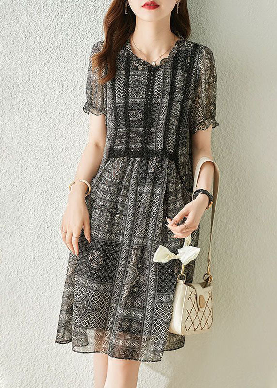Beautifully Crafted Dress in a Classic Style