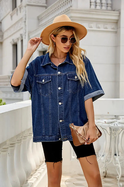 Well Tailored Jacket with a Graceful Silhouette